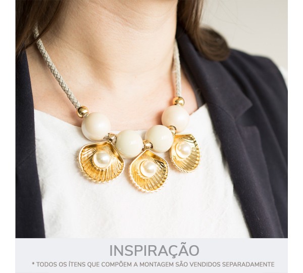 Pingente Concha Texturizada Ouro com Pérola 43mm
