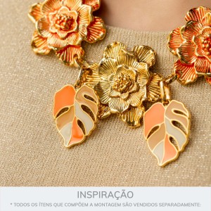 Pingente Folha Ouro com Resinas 34mm