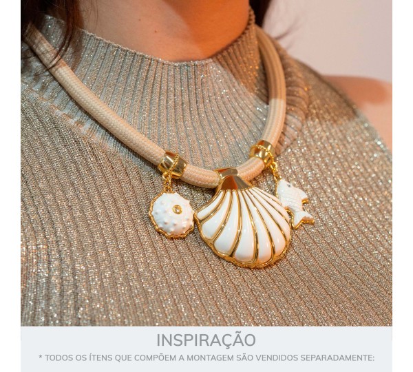 Pingente Concha do Mar Ouro com Off White 29mm