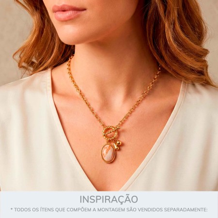 Pingente Medalha Coragem Dourado com pedra Marmorizada 25mm