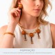 Brinco de Esfera Ouro com Caramelo Mesclado 26mm