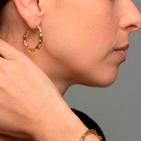 Brinco de Argola Dourado Esculpido 21mm