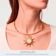 Pingente Sol Dourado com Pedra Mesclada Bege 44mm